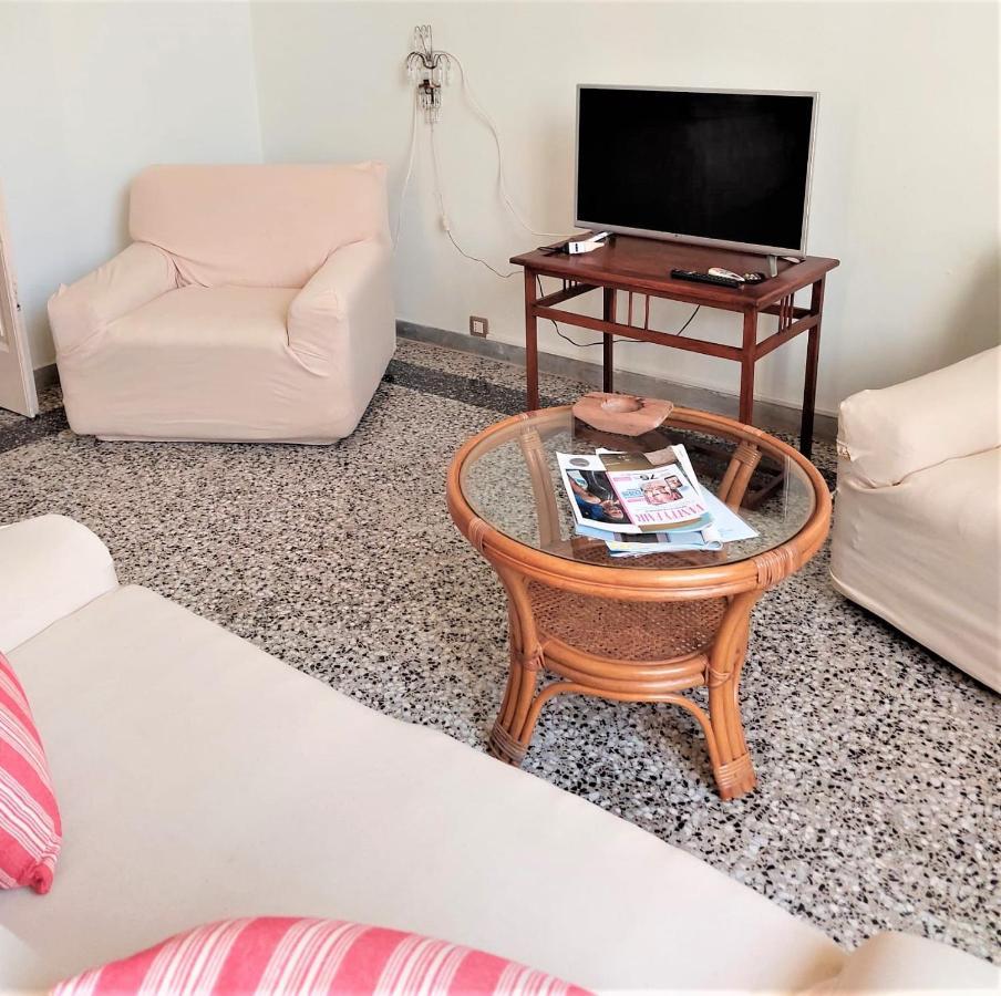 Villa Nel Salento - Ampie Camere E Giardino, Fino A 9 Persone Barbarano del Capo Exteriér fotografie